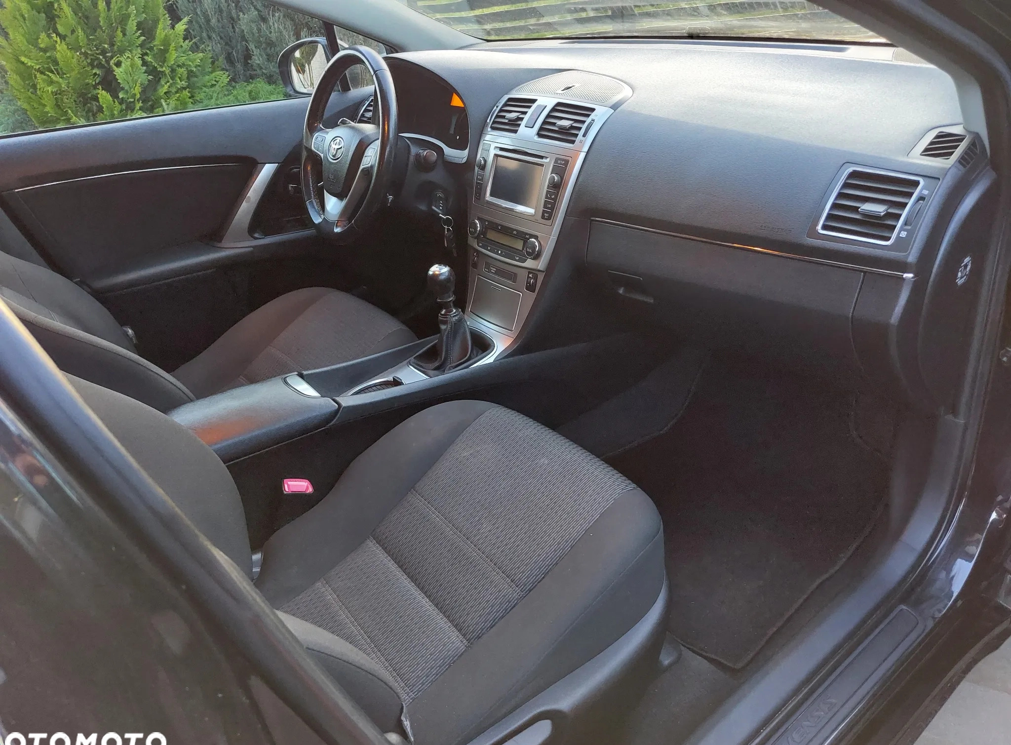 Toyota Avensis cena 43900 przebieg: 150000, rok produkcji 2012 z Kraków małe 254